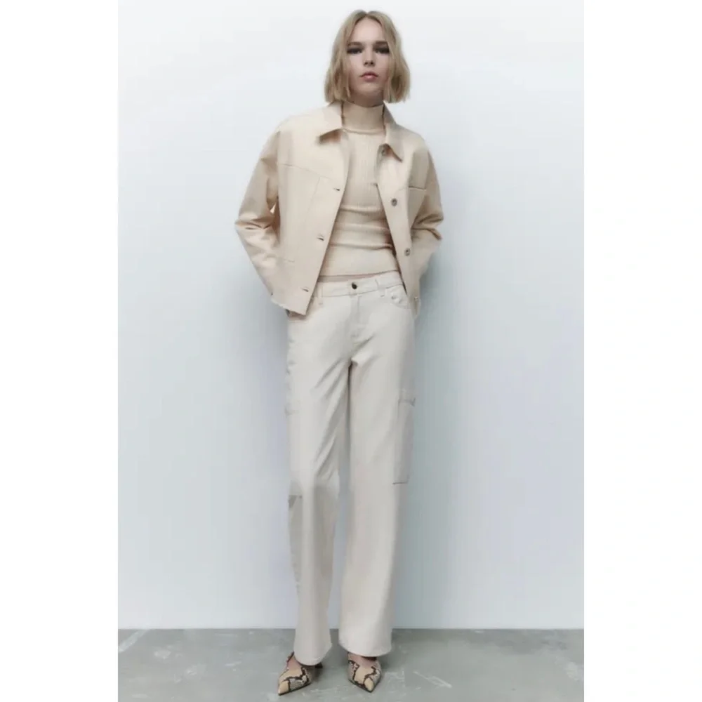 ZARA • Cream Cropped Frayed Hem Denim Jacket, XS - Picture 3 of 16